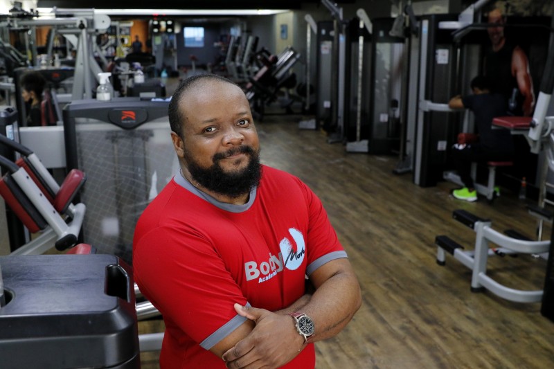 Pesquisador trans defende espaço para tratar de saúde transmasculina