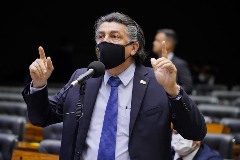 Comissão aprova indenização por dano moral em caso de abandono afetivo