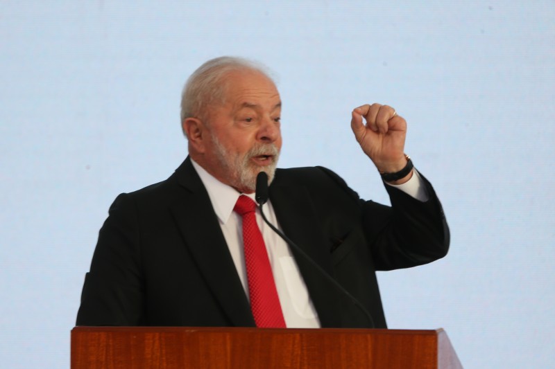 Lula entregará a cientistas medalha retirada por Bolsonaro