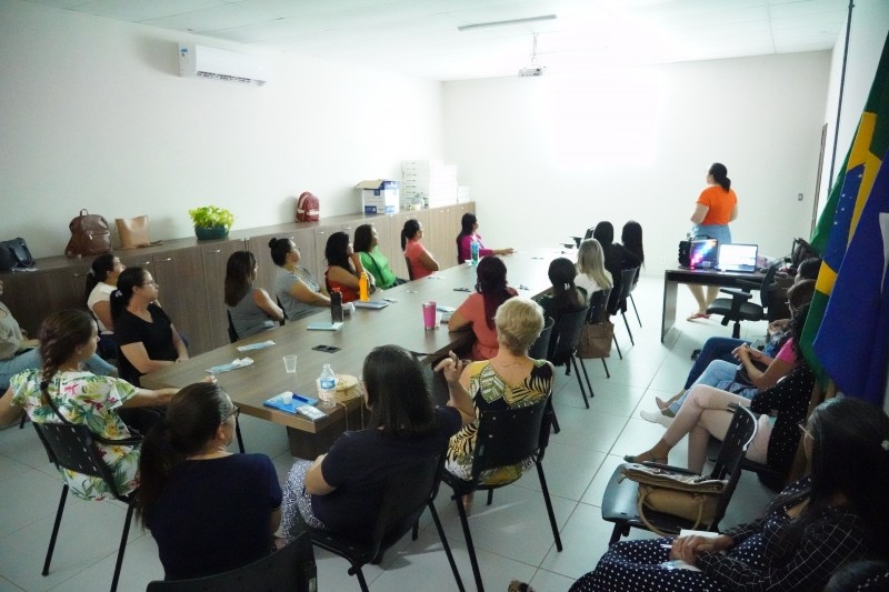 Secretaria de Saúde realiza capacitação com técnicos de enfermagem da Atenção Básica e PAM