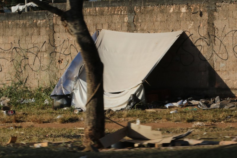 Ipea: população em situação de rua no Brasil supera 281 mil