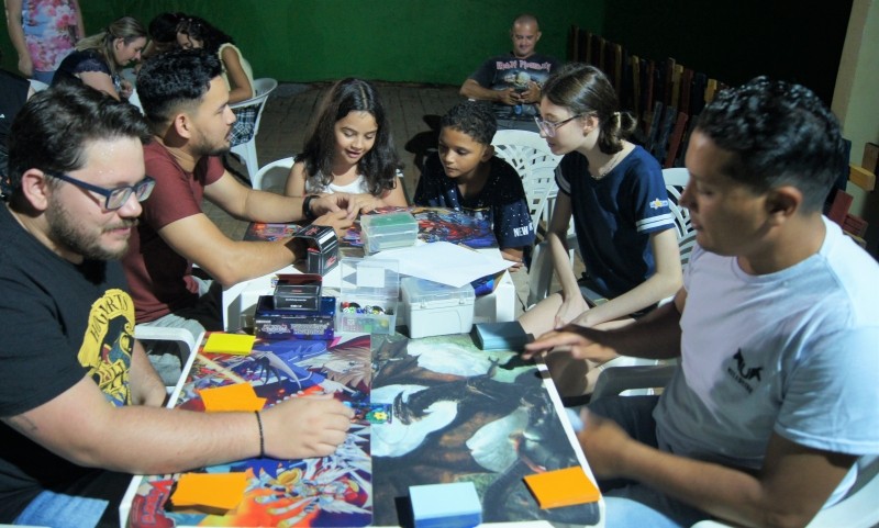 Biblioteca Municipal Monteiro Lobato recebe primeira edição da Noite de Jogos