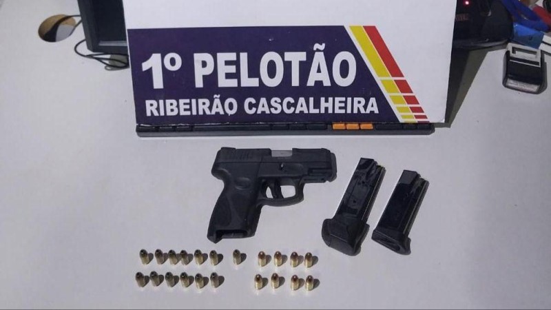Batalhão Fazendário prende homem que transportava 40 toneladas de milho sem nota fiscal