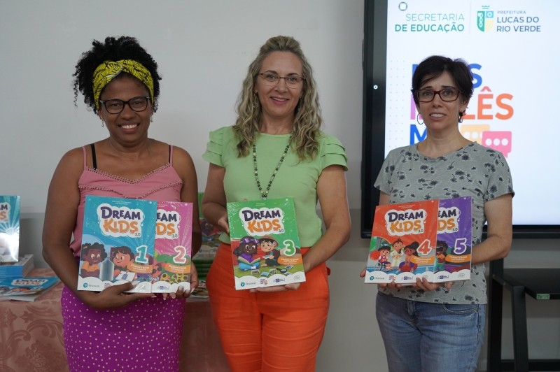 Professores de inglês recebem novo material para ensino dos anos iniciais