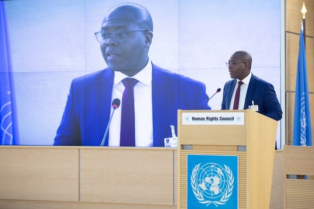 Ministro mostra preocupação com candidatura de senadora em comissão