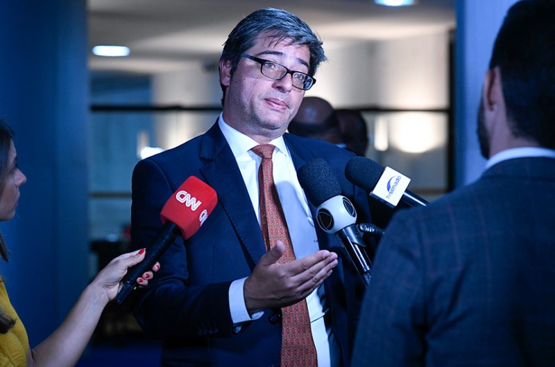 Portinho diz que bloco Vanguarda judicializará comando das comissões