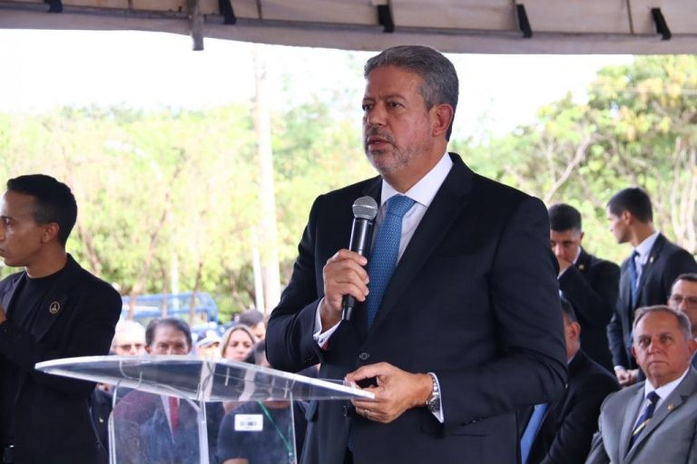 Lira diz que 8 de janeiro não se repetirá e elogia trabalho da Policia Militar