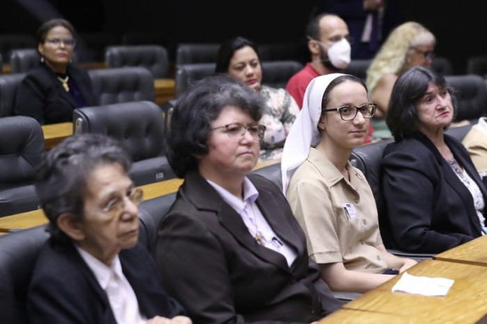Câmara homenageia Campanha da Fraternidade, que neste ano tem como tema a fome