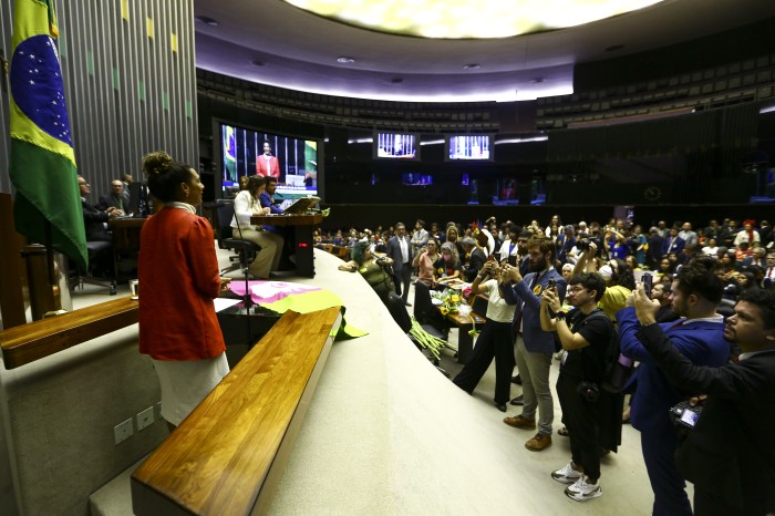 Marielle é homenageada no plenário da Câmara dos Deputados