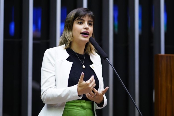 Projeto permite diferenciação de valor pago pelo governo a escola com aluno imigrante