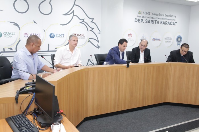 CPI da Telefonia aprova plano de trabalho que prevê oitivas com representantes das operadoras