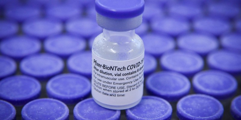 Pfizer pede à Anvisa que avalie eficácia de terceira dose da vacina