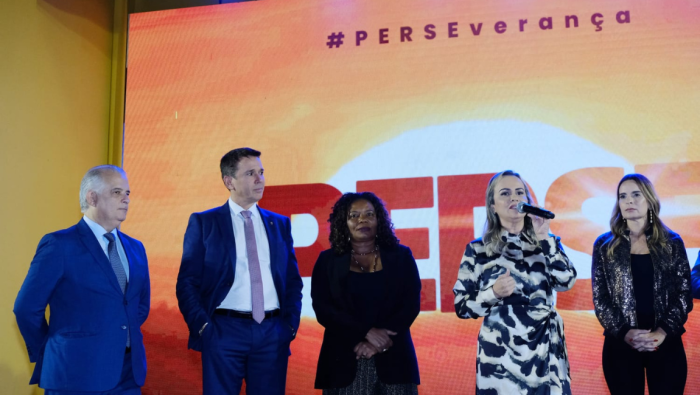 Ministra do Turismo prestigia cerimônia que destaca recuperação do setor de eventos