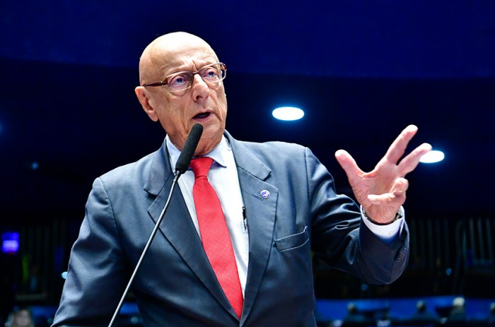 Esperidião Amin destaca parecer sobre aposentadoria especial por periculosidade