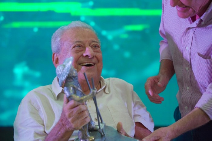 Mérito ‘O Semeador’ é entregue ao ex-ministro da Agricultura Alysson Paolinelli