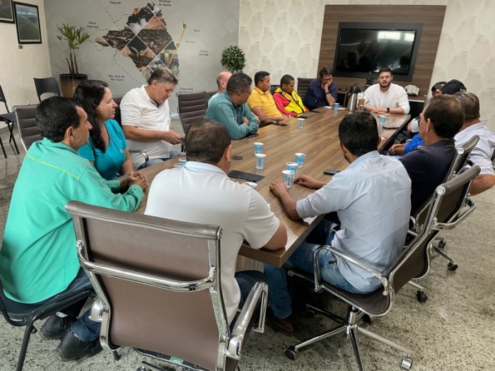 Prefeitura de Lucas do Rio Verde propõe melhorias no serviço de limpeza urbana