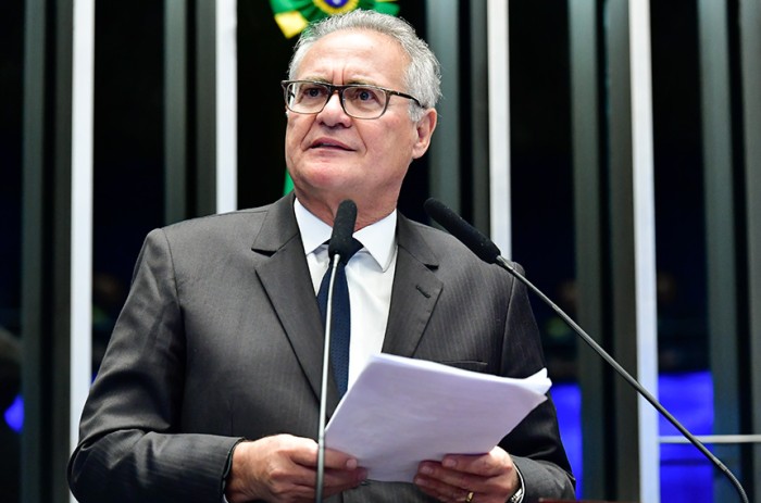 Renan Calheiros cobra a mineradora Braskem pela destruição em Alagoas