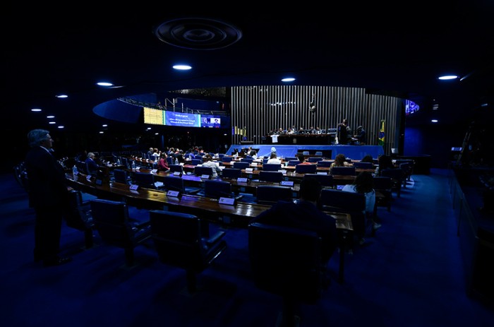 MP que prorroga benefícios fiscais para multinacionais será analisada na quarta