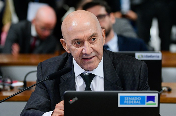 CE aprova acompanhamento especial para universitários com TDAH