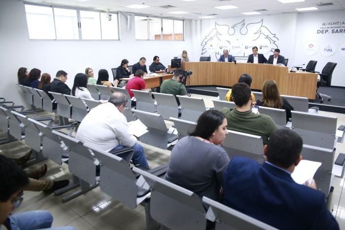 Comissão aprova projeto que altera Conselho Estadual de Educação