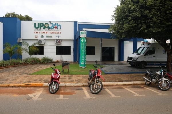 Wanderley Paulo pede ampliação do estacionamento para motos em frente da UPA