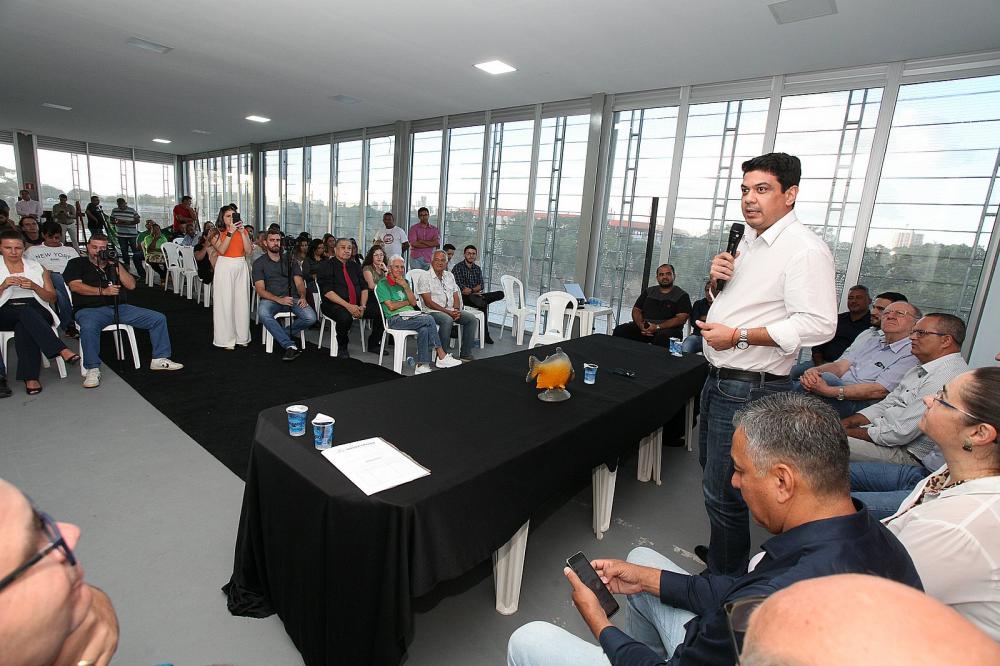 Kalil reforça compromisso com abastecimento de água e tratamento de esgoto