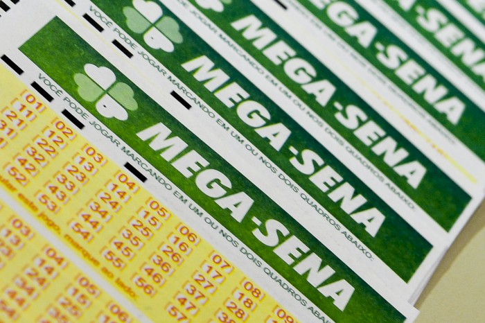 Mega-Sena pode pagar R$ 47 milhões neste sábado