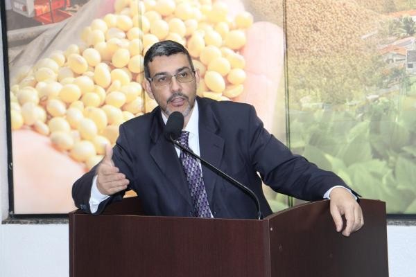 Devanil sugere instituição de interconsulta nos PSFs para evitar encaminhamentos desnecessários