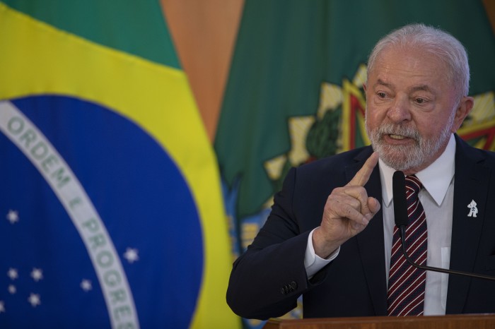 Lula quer relançar parceria com China em mais de 20 acordos