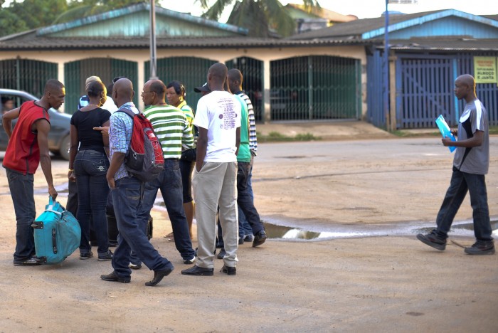 Governo agiliza vistos para haitianos com parentes no Brasil