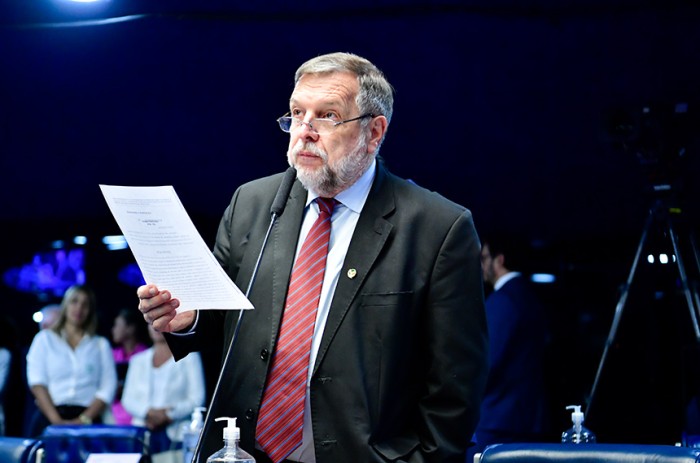 Projeto que reconhece sinuca e xadrez como esporte é retirado de pauta