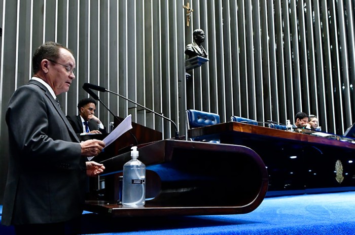 Desarquivado projeto que incentiva produtor a preservar floresta na Amazônia