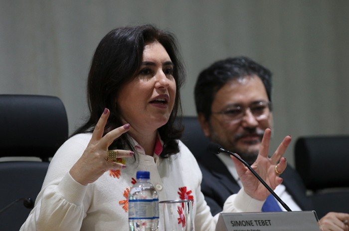 Salário mínimo terá ganho real, diz ministra do Planejamento