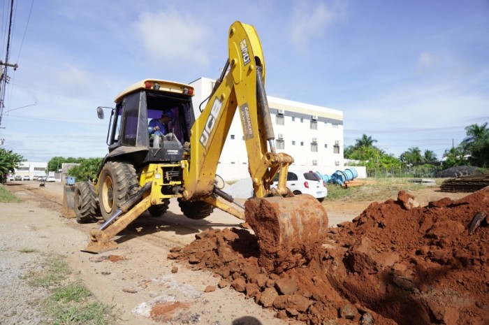 Construção da rede de esgoto do Bandeirantes e Parque das Emas entra na fase final