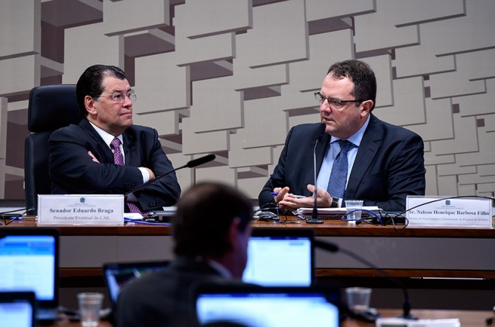 BNDES pode captar US$ 4,5 bi no exterior para investir no país, diz Barbosa