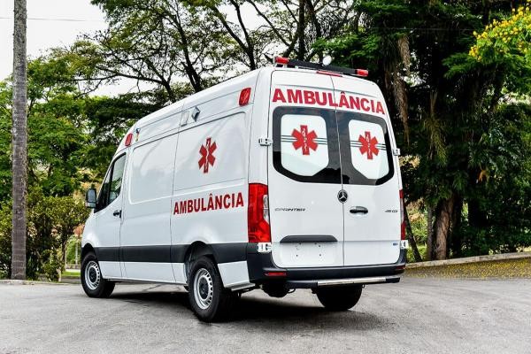 Vereadores pedem emenda parlamentar para aquisição de ambulância UTI