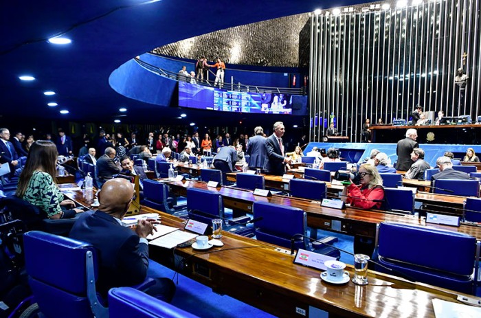 Enviado à Câmara, projeto do arcabouço fiscal repercute entre os senadores