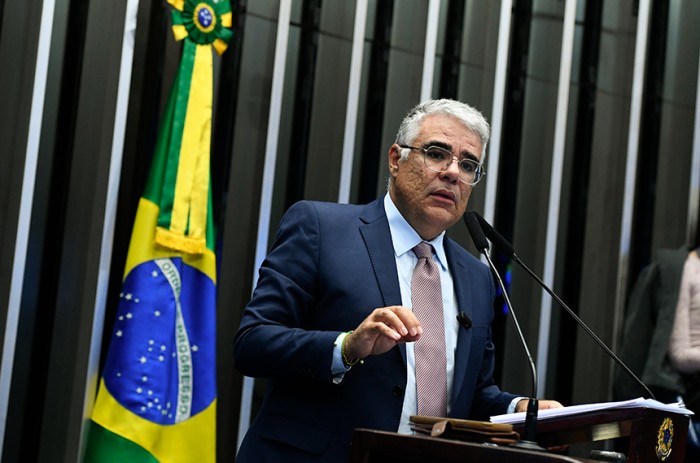 Girão culpa governo pelos atos de 8 de janeiro