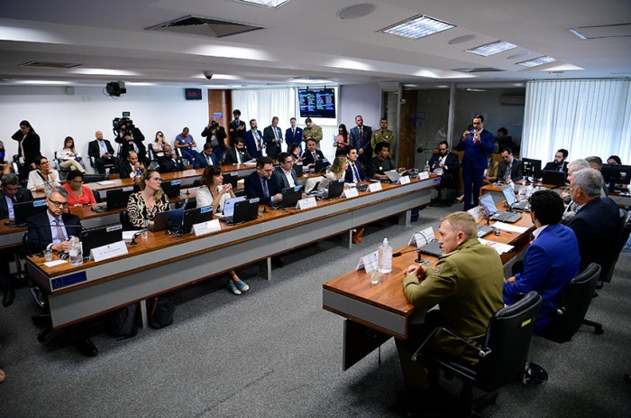 DNA de condenados: CSP debate e pode votar projeto que amplia coleta na terça