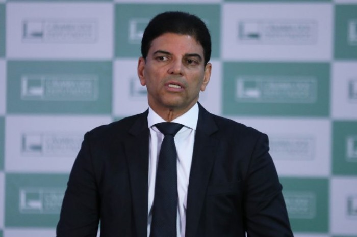 Relator do novo regime fiscal se diz independente e reforça prioridade da matéria na Casa