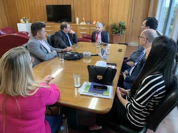 INSS assegura a vereadores que destinará mais peritos para agência de Sorriso