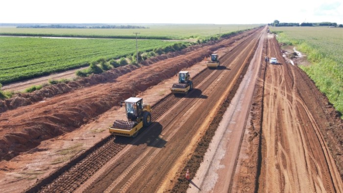 Iniciada pavimentação da MT-338 entre Lucas do Rio Verde e Tapurah