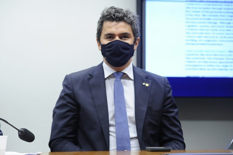 Comissão aprova tratamento no SUS para crianças com doenças metabólicas