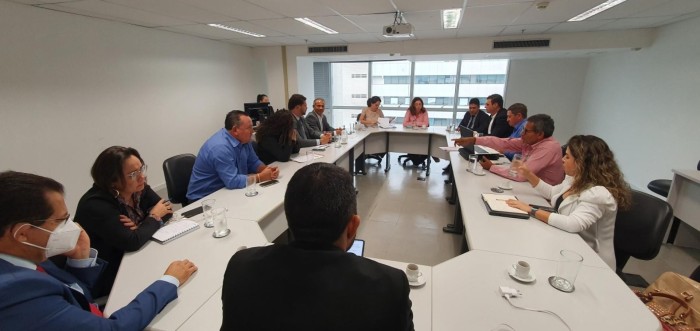 Na AGU vereadores intermedeiam a regularização ambiental do Assentamento Jonas Pinheiro e Alto Celeste