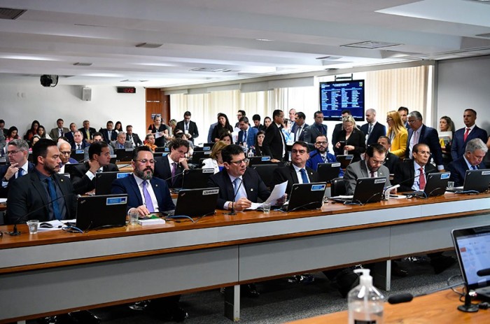 Comissão aprova medidas de prevenção e primeiros socorros em casos de engasgo