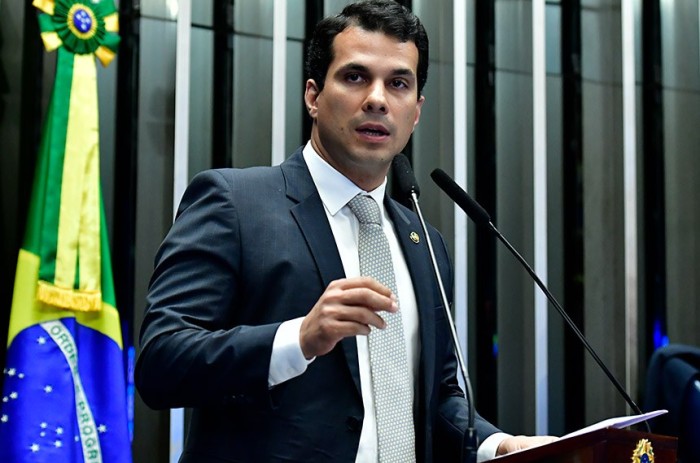 Senador Irajá denuncia crise na saúde do Tocantins