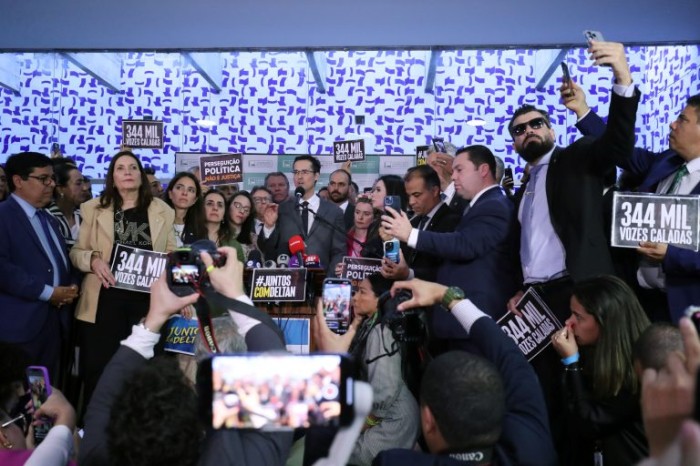 Decisão do TSE contra candidatura de Deltan Dallagnol provoca debate no Plenário