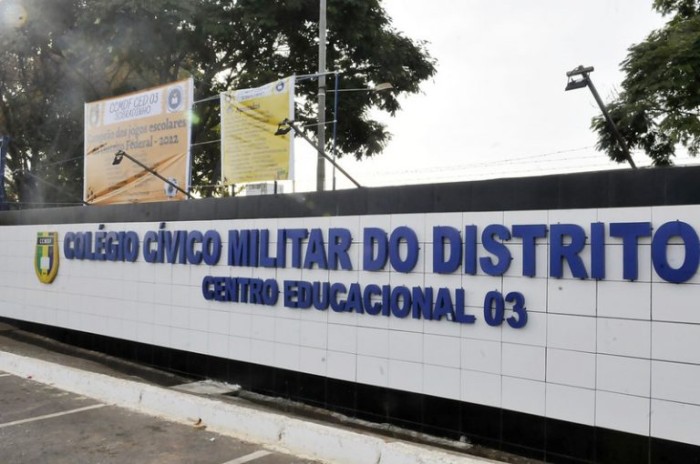 Comissão de Educação debate programa de escolas cívico-militares