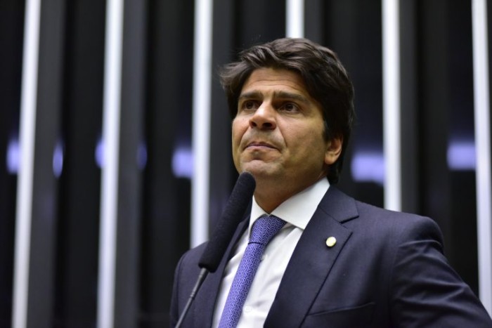 Projeto estabelece marco temporal para revisão de casos já julgados em questão tributária