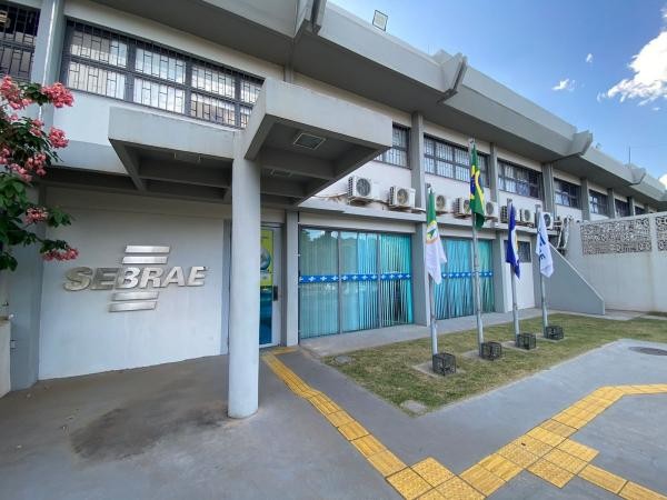 No Sebrae- MT, vereador reforça pedido da implantação do Banco do Povo em Sorriso